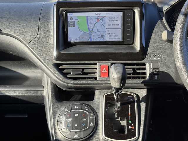 トヨタ ノア X 大分県 2020(令2)年 4.5万km ホワイトパールクリスタルシャイン 両側パワースライドドア /純正メモリーナビ/地デジ/Bluetooth/バックカメラ/クルーズコントロール/純正LEDヘッドライト/オートハイビームシステム/ビルトインETC/レーンキープアシスト/トヨタセーフティセンス/ドライブレコーダー/スマートキー/エンジンプッシュスタート