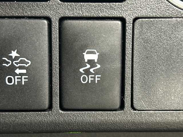 ダイハツ ウェイク X SA 三重県 2015(平27)年 6.7万km ブラックマイカメタリック /禁煙車//純正ナビ/・フルセグ・Bluetooth・CD・DVD・USB//バックカメラ//スマートアシスト//両側パワースライドドア//衝突軽減ブレーキ//プッシュスタート//スマートキー//ETC//純正フロアマット//オートライト//車高調