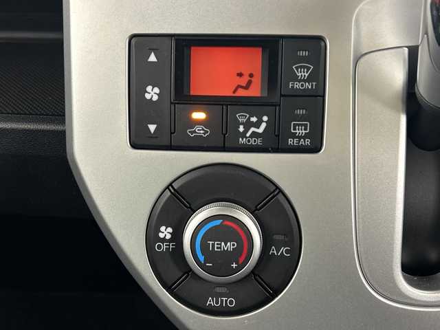 ダイハツ ウェイク X SA 三重県 2015(平27)年 6.7万km ブラックマイカメタリック /禁煙車//純正ナビ/・フルセグ・Bluetooth・CD・DVD・USB//バックカメラ//スマートアシスト//両側パワースライドドア//衝突軽減ブレーキ//プッシュスタート//スマートキー//ETC//純正フロアマット//オートライト//車高調