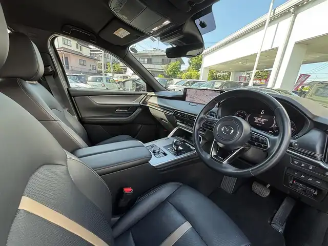 マツダ ＣＸ－６０ XD HV エクスクルーシブスポーツ 熊本県 2022(令4)年 3.2万km マシーングレープレミアムM ワンオーナー/BOSEプレミアムサウンド/ナビ機能付き純正ディスプレイオーディオ/【フルセグTV/Bluetooth/USB]/全周囲モニター/バックカメラ/ヘットアップディスプレイ/衝突軽減システム/レーダークルーズコントロール/レーンキープアシスト/ダウンヒルアシストコントロール/コーナーセンサー/レザーシート/前席パワーシート/前席シートヒーター/前席エアシート/電動リアゲート/純正20インチアルミホイール/オートLEDライト/オートマチックハイビーム/ビルトインETC/ドライブレコーダー/AC100V充電/横滑り防止装置/盗難防止装置/3列シート/純正フロアマット/ダブル＋サイドエアバック/プッシュスタート/スマートキー/スペアキー/取扱説明書/保証書