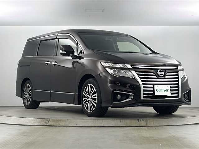 日産 エルグランド 250ハイウェイスター プレミアム 愛知県 2016(平28)年 13.2万km インペリアルアンバーP 純正８型ナビ/（CD/DVD/USB/フルセグTV）/フリップダウンモニター/クルーズコントロール/ETC/前後ドライブレコーダー/パワーシート/シートヒーター/オットマン/両側パワースライドドア/電動リアゲート/スマートキー/プッシュスタート/LEDヘッドライト/フロントフォグライト/ドアバイザー/純正アルミホイール/AC１００V電源