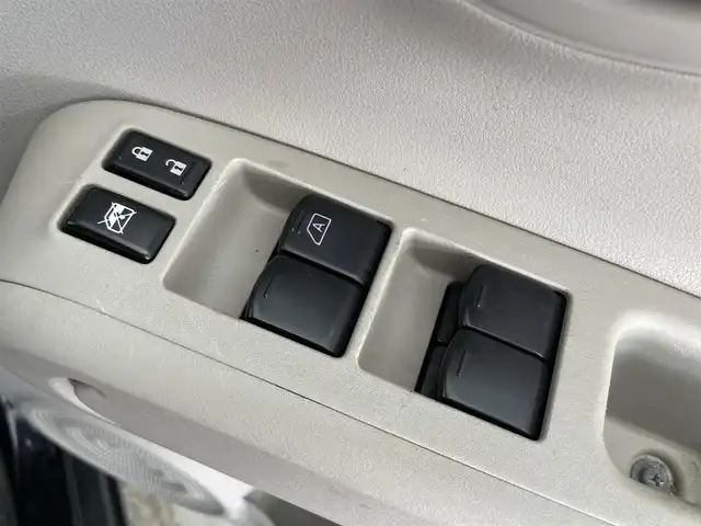 日産 キューブ 15X Mセレクション 富山県 2011(平23)年 2.5万km サファイアブラック 純正HDDナビ/フルセグ/バックカメラ/ETC/スマートキー/プッシュスタート/純正フロアマット