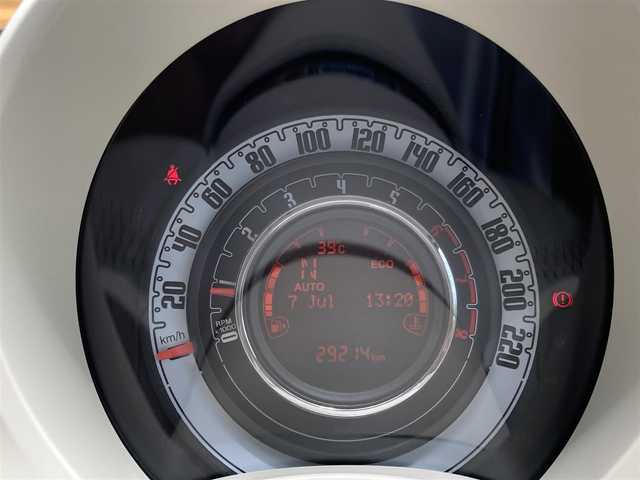フィアット ５００ 1．2 カルト 長崎県 2021(令3)年 3万km ボサノバホワイト 純正オーディオ/・Bluetooth接続/・AM/FM/バックカメラ/前後ドライブレコーダー/ETC/ステアリングスイッチ/革巻きステアリング/パドルシフト/MTモード付AT/アイドリングストップ/クルーズコントロール/ISOFIX