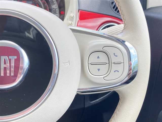 フィアット ５００ 1．2 カルト 長崎県 2021(令3)年 3万km ボサノバホワイト 純正オーディオ/・Bluetooth接続/・AM/FM/バックカメラ/前後ドライブレコーダー/ETC/ステアリングスイッチ/革巻きステアリング/パドルシフト/MTモード付AT/アイドリングストップ/クルーズコントロール/ISOFIX