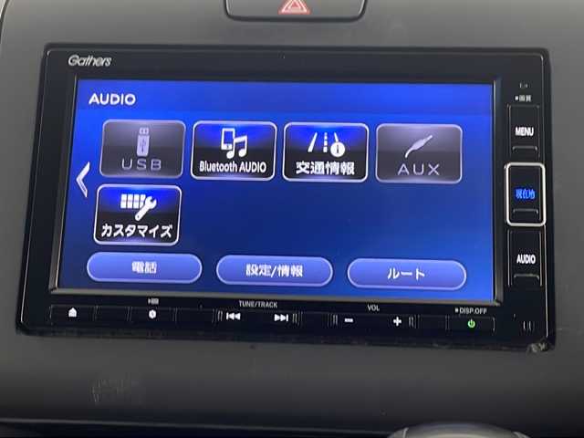 ホンダ フリード G ホンダセンシング 埼玉県 2020(令2)年 6.8万km ルナシルバーM 純正ナビ/（BT/フルTV/CD/DVD/AM/FM）/バックカメラ/ホンダセンシング/・衝突軽減ブレーキ（CMBS）/・アダプティブクルーズコントロール（ACC)/・車線維持支援システム（LKAS)/・オートハイビーム/両側パワースライドドア/ビルトインETC/シートヒーターDN席/スペア1本