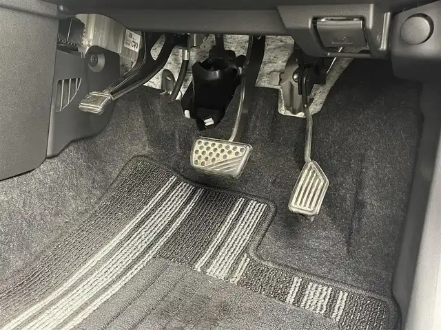 ダイハツ キャスト アクティバ G SAⅡ 大分県 2016(平28)年 6.9万km パールホワイトⅢ 社外ナビ/TV/Bluetooth/バックカメラ/LED/プッシュスタート/純正フロアマット/ETC/ドアバイザー