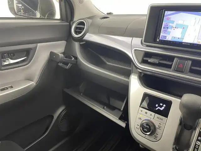 ダイハツ キャスト アクティバ G SAⅡ 大分県 2016(平28)年 6.9万km パールホワイトⅢ 社外ナビ/TV/Bluetooth/バックカメラ/LED/プッシュスタート/純正フロアマット/ETC/ドアバイザー