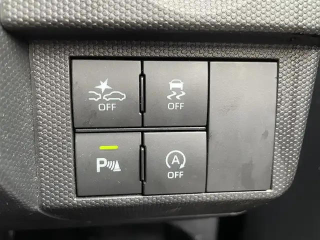 ダイハツ タフト G ダーククロムベンチャー 静岡県 2023(令5)年 1.8万km ブラックマイカメタリック /ワンオーナー//ディスプレイオーディオ/地デジTV//Bluetooth//バック/全周囲カメラ//スマートアシストIII//LEDヘッドライト//フロントシートヒーター//純正15インチAW//ガラスルーフ//スマートキー//スペアキー//ETC//保証書//取説