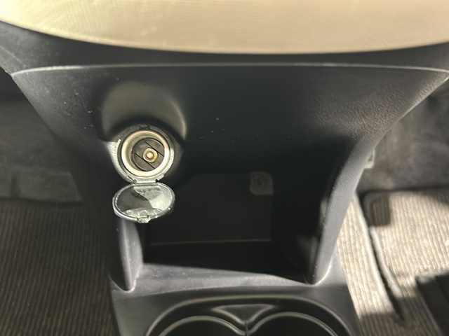 ダイハツ ミラ ココア プラスX スペシャルコーデ 沖縄県 2014(平26)年 8.3万km コットンアイボリー 県外仕入　/禁煙車　/社外ナビ（ＢＴ，フルセグ，ＣＤ／ＤＶＤ，ラジオ）　/バックカメラ　/ルーフレール　/フォグランプ/ＥＴＣ　/純正フロアマット　/ドアバイザー　/ベンチシート/スマートキー