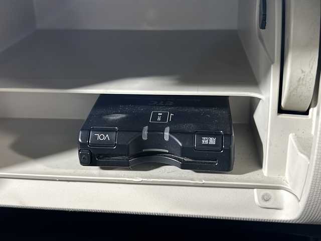 ダイハツ ミラ ココア プラスX スペシャルコーデ 沖縄県 2014(平26)年 8.3万km コットンアイボリー 県外仕入　/禁煙車　/社外ナビ（ＢＴ，フルセグ，ＣＤ／ＤＶＤ，ラジオ）　/バックカメラ　/ルーフレール　/フォグランプ/ＥＴＣ　/純正フロアマット　/ドアバイザー　/ベンチシート/スマートキー