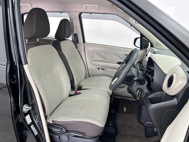 日産 デイズ X 三重県 2020(令2)年 3.3万km ブラック /禁煙車//純正メモリーナビ//アラウンドビューモニター//オートAC//ステアリングスイッチ//アイドリングストップ//ベンチシート//エマージェンシーブレーキ//衝突軽減ブレーキ//レーンキープアシスト//オートハイビーム//前後コーナーセンサー//サイドカーテンエアバッグ//スマートキー//プッシュスタート