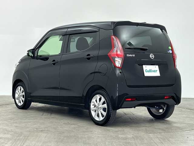 日産 デイズ X 三重県 2020(令2)年 3.3万km ブラック /禁煙車//純正メモリーナビ//アラウンドビューモニター//オートAC//ステアリングスイッチ//アイドリングストップ//ベンチシート//エマージェンシーブレーキ//衝突軽減ブレーキ//レーンキープアシスト//オートハイビーム//前後コーナーセンサー//サイドカーテンエアバッグ//スマートキー//プッシュスタート
