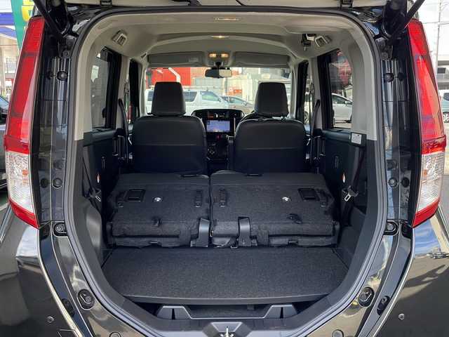 トヨタ ルーミー カスタムG S 愛媛県 2017(平29)年 5.3万km ブラックマイカメタリック 純正ナビ/・フルセグ/Bluetooth/DVD/バックカメラ/ETC/両側パワースライドドア/モデリスタエアロ/衝突被害軽減システム/クルーズコントロール/純正アルミホイール/コーナーセンサー/オートライト/アイドリングストップ/スマートキー/プッシュスタート