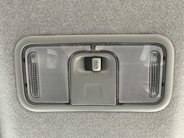 トヨタ ルーミー カスタムG S 愛媛県 2017(平29)年 5.3万km ブラックマイカメタリック 純正ナビ/・フルセグ/Bluetooth/DVD/バックカメラ/ETC/両側パワースライドドア/モデリスタエアロ/衝突被害軽減システム/クルーズコントロール/純正アルミホイール/コーナーセンサー/オートライト/アイドリングストップ/スマートキー/プッシュスタート