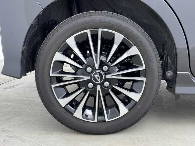 ダイハツ タント カスタム RS 鹿児島県 2025(令7)年 0.2万km ブラックマイカメタリック ワンオーナー/スマートキー×2/純正9インチディスプレイオーディオ/バックカメラ/両側パワースライドドア/D/N席シートヒーター/ビルトインETC/純正フロアマット/衝突被害軽減ブレーキ/純正15インチアルミホイール/ハーフレザーシート/前後コーナーセンサー/電子パーキング/保証書/取扱説明書