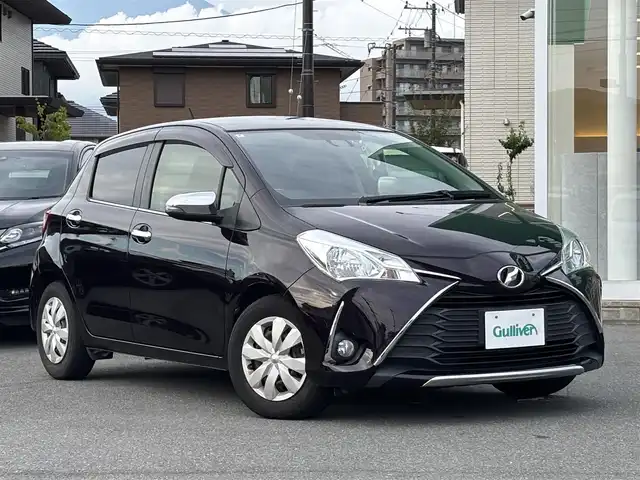 トヨタ ヴィッツ ジュエラ 静岡県 2017(平29)年 5.3万km ボルドーマイカメタリック パワーステアリング/パワーウィンドウ/アイドリングストップ/オートエアコン/ETC/バックカメラ/SDナビ（CD/DVD/BT/フルセグ）/ドライブレコーダー前後/純正フロアマット/ABS/横滑り防止装置/レーンキープアシスト/オートライト/オートマチックハイビーム/Wエアバック/衝突軽減システム