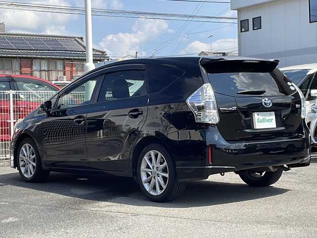 トヨタ プリウス α S ツーリングセレクション 茨城県 2013(平25)年 8.7万km ブラック (株)IDOMが運営する【じしゃロン水戸店】の自社ローン専用車両になりますこちらは現金またはオートローンご利用時の価格です。自社ローンご希望の方は別途その旨お申付け下さい/純正ナビ（NHZD-W62G）/・Bluetooth/・フルセグTV/・DVD再生/バックカメラ/3列シート/ドライブレコーダー前後（3.0 ultra wide lcd)/ETC/ウィンカーミラー/オートライト/ドアバイザー/純正アルミホイール/純正フロアマット/プッシュスタート/スマートキー/LEDヘッドライト