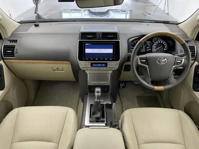 トヨタ ランドクルーザー プラド TX Lパッケージ 宮城県 2023(令5)年 1.1万km ブラック ワンオーナー//4WD//寒冷地仕様//サンルーフ//ベージュレザーシート//純正オプションエアロ//純正オプションTコネクトナビ/・フルセグ/Bluetooth//前席パワーシート//前席シートヒーター//前席エアーシート//トヨタセーフティーセンス/・プリクラッシュセーフティー/・レーンディパーチャーアラート/・パーキングサポートブレーキ/・ロードサインアシスト/・ブラインドスポットモニター/・アダプティブクルーズコントロール//前後コーナーセンサー//純正19インチアルミホイール//純正LEDヘッドライト//フォグランプ//ウッドコンビステアリング//ビルトインETC2.0//サイド＆カーテンエアバッグ//保証書