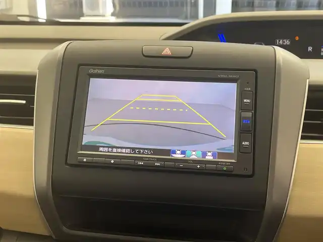 ホンダ フリード G ホンダセンシング 滋賀県 2017(平29)年 4万km クリスタルブラックパール 純正ナビ/【Bluetooth/CD/DVD】/両側パワースライドドア/ホンダセンシング/・衝突軽減ブレーキ/・誤発進抑制機能/・ACC〈アダプティブ・クルーズ・コントロール〉/・LKAS〈車線維持支援システム〉/・歩行者事故低減ステアリング/・路外逸脱抑制機能/・先行車発進お知らせ機能/・標識認識機能/バックカメラ/スマートキー/プッシュスタート/純正ビルトインETC/純正ドライブレコーダー