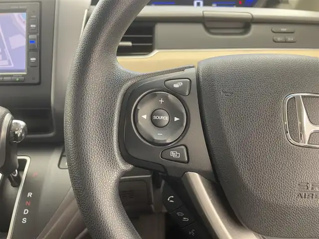 ホンダ フリード G ホンダセンシング 滋賀県 2017(平29)年 4万km クリスタルブラックパール 純正ナビ/【Bluetooth/CD/DVD】/両側パワースライドドア/ホンダセンシング/・衝突軽減ブレーキ/・誤発進抑制機能/・ACC〈アダプティブ・クルーズ・コントロール〉/・LKAS〈車線維持支援システム〉/・歩行者事故低減ステアリング/・路外逸脱抑制機能/・先行車発進お知らせ機能/・標識認識機能/バックカメラ/スマートキー/プッシュスタート/純正ビルトインETC/純正ドライブレコーダー