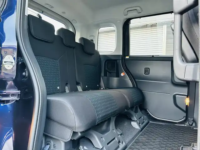 トヨタ ルーミー カスタムG 神奈川県 2025(令7)年 0.1千km クールバイオレットクリスタルシャイン ワンオーナー/純正9インチディスプレイオーディオ/・DTV/Bluetooth/Apple CarPlay/バックカメラ/全方位モニタ/前後ドライブレコーダー/前席シートヒーター/両側パワースライドドア/スマートアシスト/・衝突警報機能/・衝突回避支援ブレーキ機能/・誤発進抑制機能/・車線逸脱警報機能/・ふらつき警報/・先行車発進お知らせ機能/・標識認識機能/・アダプティブクルーズコントロール/・アダプティブドライビングビーム/コーナーセンサー/純正14インチアルミホイール/純正LEDヘッドライト/フォグランプ/登録時走行距離25km/ビルトインETC/アイドリングストップ/プッシュEgスタート/ストップ/スマートキー×2/取扱説明書/新車時保証書