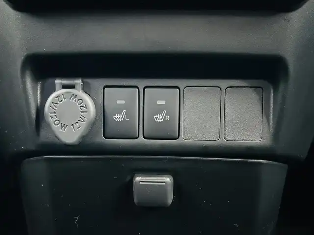 トヨタ ルーミー カスタムG 神奈川県 2025(令7)年 0.1千km クールバイオレットクリスタルシャイン ワンオーナー/純正9インチディスプレイオーディオ/・DTV/Bluetooth/Apple CarPlay/バックカメラ/全方位モニタ/前後ドライブレコーダー/前席シートヒーター/両側パワースライドドア/スマートアシスト/・衝突警報機能/・衝突回避支援ブレーキ機能/・誤発進抑制機能/・車線逸脱警報機能/・ふらつき警報/・先行車発進お知らせ機能/・標識認識機能/・アダプティブクルーズコントロール/・アダプティブドライビングビーム/コーナーセンサー/純正14インチアルミホイール/純正LEDヘッドライト/フォグランプ/登録時走行距離25km/ビルトインETC/アイドリングストップ/プッシュEgスタート/ストップ/スマートキー×2/取扱説明書/新車時保証書