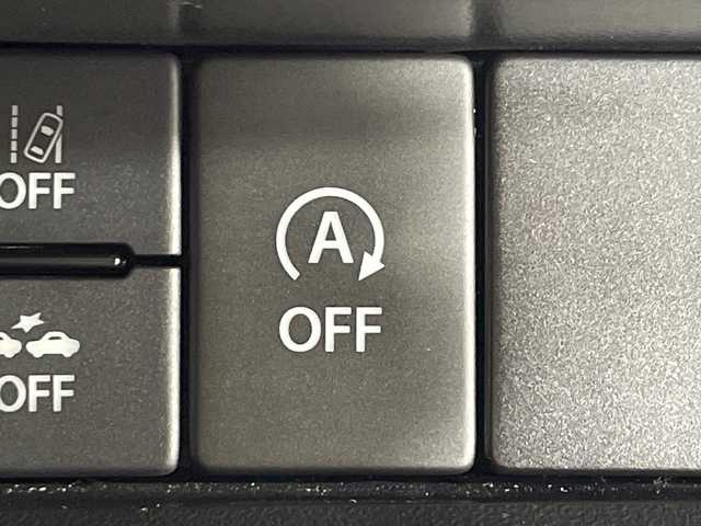 スズキ ジムニー XL 神奈川県 2023(令5)年 1.7万km ミディアムグレー 4WD/ターボ/純正ディスプレイオーディオ【PVH-9300DVSZS】/CD DVD　Bluetooth　USB　iPod　AUX　AVIN　AM FM/バックカメラ/セーフティサポート/デュアルセンサーブレーキサポート/誤発進抑制機能/車線逸脱警報機能/ふらつき警報/先行車発進お知らせ機能/ハイビームアシスト/アイドリングストップ/ダウンヒルアシストコントロール/前席シートヒーター/ビルトインETC/社外前後ドライブレコーダー/プッシュスタート/スマートキー/純正16インチスチールホイール/背面タイヤ/フロントフォグランプ/取説　保証書　スペアキー