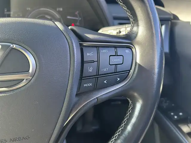 レクサス ＵＸ 250h バージョンC 福岡県 2019(平31)年 5.4万km ソニッククォーツ Ｌｅｘｕｓｓａｆｅｔｙｓｙｓｔｅｍ＋　/レーダークルーズコントロール/ブラインドスポットモニター/レーンキープアシスト/黒革シート/前席シートヒーター/ハンドルヒーター/純正ナビ　/全方位カメラ/フルセグTV/Bluetooth/LEDヘッドライト/オートハイビーム　/ドライブレコーダー　/純正１７インチアルミホイール/ETC/取扱説明書/保証書/スペアキー/カードキー