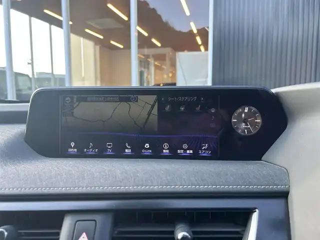 レクサス ＵＸ 250h バージョンC 福岡県 2019(平31)年 5.4万km ソニッククォーツ Ｌｅｘｕｓｓａｆｅｔｙｓｙｓｔｅｍ＋　/レーダークルーズコントロール/ブラインドスポットモニター/レーンキープアシスト/黒革シート/前席シートヒーター/ハンドルヒーター/純正ナビ　/全方位カメラ/フルセグTV/Bluetooth/LEDヘッドライト/オートハイビーム　/ドライブレコーダー　/純正１７インチアルミホイール/ETC/取扱説明書/保証書/スペアキー/カードキー