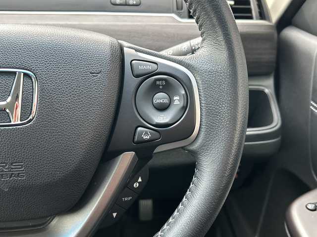 ホンダ フリード ハイブリット G ホンダセンシング 広島県 2020(令2)年 3.1万km プラチナホワイトパール 禁煙/ホンダセンシング/・衝突軽減ブレーキ/・LKAS/・アダプティブクルーズコントロール/・誤発進抑制制御/・標識認識機能/コーナーセンサー/純正8型ナビ（VXM-207VFi）/・フルセグ/CD/DVD/Bluetooth/SD/MusicRack/バックカメラ/オートライト/ステアリングスイッチ/LEDヘッドライト+アクティブコーナリングライト/オートリトラミラー/Cパッケージ/・ロールサンシェード/・シートヒーター（D/N）/・コンフォートビューパッケージ/・IRカット/UVカットガラス/・プラズマクラスターエアコン/Sパッケージ/・コンビシート＆専用インテリア/・15インチアルミホイール/・本革巻ステアリングホイール/・シートバックアッパーポケット/スマートキー/プッシュスタート/スペアキー/純正ドアバイザー/ETC