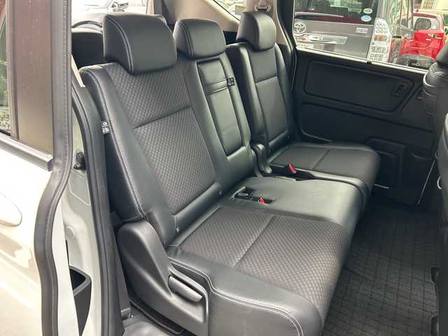 ホンダ フリード ハイブリット G ホンダセンシング 広島県 2020(令2)年 3.1万km プラチナホワイトパール 禁煙/ホンダセンシング/・衝突軽減ブレーキ/・LKAS/・アダプティブクルーズコントロール/・誤発進抑制制御/・標識認識機能/コーナーセンサー/純正8型ナビ（VXM-207VFi）/・フルセグ/CD/DVD/Bluetooth/SD/MusicRack/バックカメラ/オートライト/ステアリングスイッチ/LEDヘッドライト+アクティブコーナリングライト/オートリトラミラー/Cパッケージ/・ロールサンシェード/・シートヒーター（D/N）/・コンフォートビューパッケージ/・IRカット/UVカットガラス/・プラズマクラスターエアコン/Sパッケージ/・コンビシート＆専用インテリア/・15インチアルミホイール/・本革巻ステアリングホイール/・シートバックアッパーポケット/スマートキー/プッシュスタート/スペアキー/純正ドアバイザー/ETC