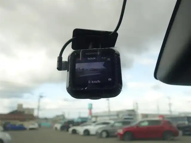 トヨタ ライズ G 山形県 2024(令6)年 0.8万km スムースグレーマイカメタリック 衝突軽減/ワンオーナー/ルーフキャリア/バグガード/Androidナビ/　　【BT フルセグ USB】/全周囲カメラ/LEDオートライト/純正16インチアルミホイール/ドライブレコーダー/コーナーセンサー/アイドリングストップ/ステアリングスイッチ/電動格納ウィンカーミラー/スマートキー/ETC/積込タイヤ/　　【195/65/R16 ノーマル ’24 社外アルミ】