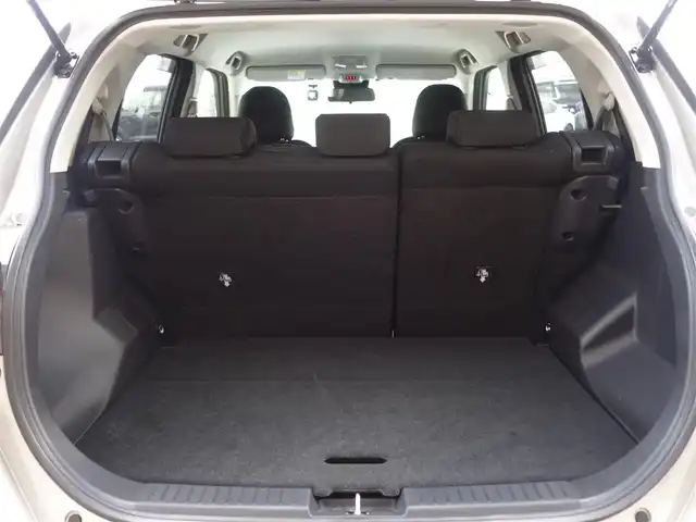 トヨタ ライズ G 山形県 2024(令6)年 0.8万km スムースグレーマイカメタリック 衝突軽減/ワンオーナー/ルーフキャリア/バグガード/Androidナビ/　　【BT フルセグ USB】/全周囲カメラ/LEDオートライト/純正16インチアルミホイール/ドライブレコーダー/コーナーセンサー/アイドリングストップ/ステアリングスイッチ/電動格納ウィンカーミラー/スマートキー/ETC/積込タイヤ/　　【195/65/R16 ノーマル ’24 社外アルミ】