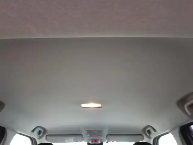 トヨタ ライズ G 山形県 2024(令6)年 0.8万km スムースグレーマイカメタリック 衝突軽減/ワンオーナー/ルーフキャリア/バグガード/Androidナビ/　　【BT フルセグ USB】/全周囲カメラ/LEDオートライト/純正16インチアルミホイール/ドライブレコーダー/コーナーセンサー/アイドリングストップ/ステアリングスイッチ/電動格納ウィンカーミラー/スマートキー/ETC/積込タイヤ/　　【195/65/R16 ノーマル ’24 社外アルミ】