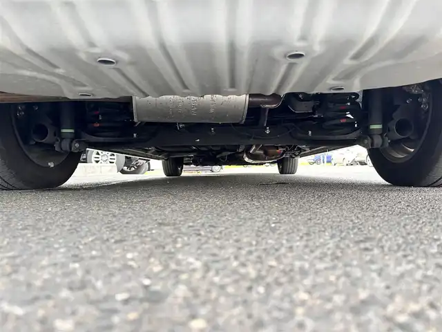 日産 セレナ e－パワー ハイウェイスター V 宮城県 2020(令2)年 5.3万km ブリリアントホワイトパール セーフティパックB/・プロパイロット/・SRSエアバッグ（サイド/カーテン）/・インテリジェントアラウンドビューモニター/・インテリジェントパーキングアシスト/・ふらつき警報/・電動パーキングブレーキ/・オートブレーキホールド/寒冷地仕様/・ヒーター付ドアミラー/・ステアリングヒーター/・3列目ヒーターダクト/・リアオートエアコン/・シートヒーター（運転席/助手席）/＝＝＝/インテリジェントエマージェンシーブレーキ/車線逸脱警報/車線逸脱防止支援システム/踏み間違い衝突防止アシスト/後側方衝突防止支援システム/後側方車両検知警報/後退時車両検知警報/純正10インチナビ/・CD/DVD/・Blu-ray/・Bluetooth/・フルセグTV/ビルトインETC/ドライブレコーダー/両側パワースライドドア/ハンズフリーオートスライドドア/電動パーキングブレーキ/ブレーキホールド/LEDヘッドライト/スマートキー×2/エンジンスターター/純正15インチアルミホイール/純正フロアマット