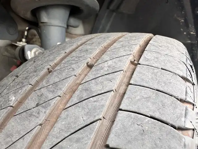 日産 セレナ e－パワー ハイウェイスター V 宮城県 2020(令2)年 5.3万km ブリリアントホワイトパール セーフティパックB/・プロパイロット/・SRSエアバッグ（サイド/カーテン）/・インテリジェントアラウンドビューモニター/・インテリジェントパーキングアシスト/・ふらつき警報/・電動パーキングブレーキ/・オートブレーキホールド/寒冷地仕様/・ヒーター付ドアミラー/・ステアリングヒーター/・3列目ヒーターダクト/・リアオートエアコン/・シートヒーター（運転席/助手席）/＝＝＝/インテリジェントエマージェンシーブレーキ/車線逸脱警報/車線逸脱防止支援システム/踏み間違い衝突防止アシスト/後側方衝突防止支援システム/後側方車両検知警報/後退時車両検知警報/純正10インチナビ/・CD/DVD/・Blu-ray/・Bluetooth/・フルセグTV/ビルトインETC/ドライブレコーダー/両側パワースライドドア/ハンズフリーオートスライドドア/電動パーキングブレーキ/ブレーキホールド/LEDヘッドライト/スマートキー×2/エンジンスターター/純正15インチアルミホイール/純正フロアマット