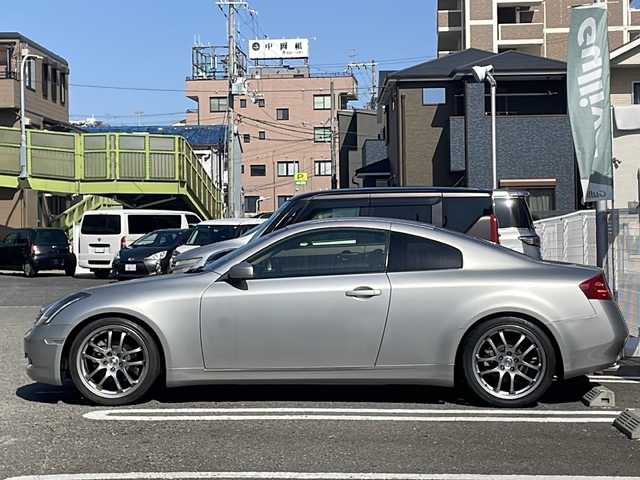 日産 スカイライン