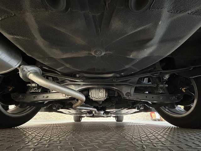 スバル レガシィ Ｂ４ リミテッド 岩手県 2016(平28)年 8.2万km アイスシルバーメタリック エンジンスターター/バックカメラ/横滑り防止装置/レーンキープアシスト/オートライト/衝突軽減システム/スペアキー/シートヒーター/純正フロアマット/社外冬タイヤ積載/ドアバイザー/4WD/クルーズコントロール追従有
