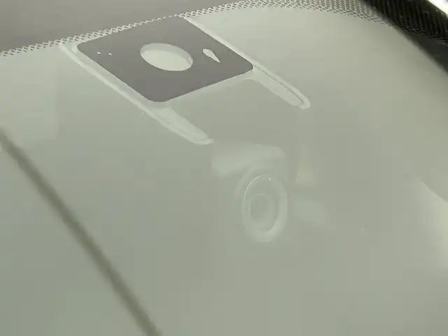 スバル レガシィ Ｂ４ リミテッド 岩手県 2016(平28)年 8.2万km アイスシルバーメタリック エンジンスターター/バックカメラ/横滑り防止装置/レーンキープアシスト/オートライト/衝突軽減システム/スペアキー/シートヒーター/純正フロアマット/社外冬タイヤ積載/ドアバイザー/4WD/クルーズコントロール追従有
