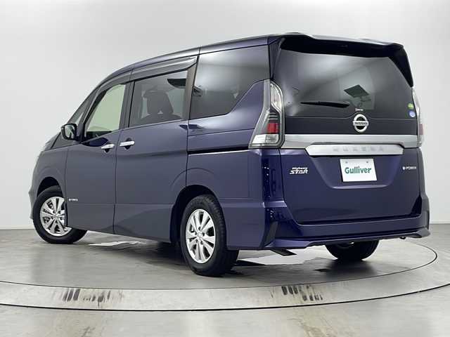 日産 セレナ e－パワー ハイウェイスター 埼玉県 2018(平30)年 2.5万km アズライトブルー エマージェンシーブレーキ/純正メモリナビ(型式：MJ118D-W)/CD/Bluetooth/フルセグ/バックカメラ/純正１５インチAW/純正フロアマット/オートライト/プッシュスタート/スマートキー/スペアキー