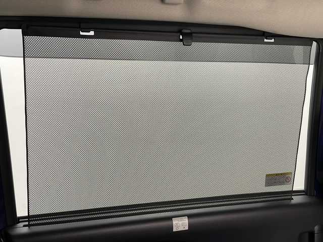 日産 セレナ e－パワー ハイウェイスター 埼玉県 2018(平30)年 2.5万km アズライトブルー エマージェンシーブレーキ/純正メモリナビ(型式：MJ118D-W)/CD/Bluetooth/フルセグ/バックカメラ/純正１５インチAW/純正フロアマット/オートライト/プッシュスタート/スマートキー/スペアキー