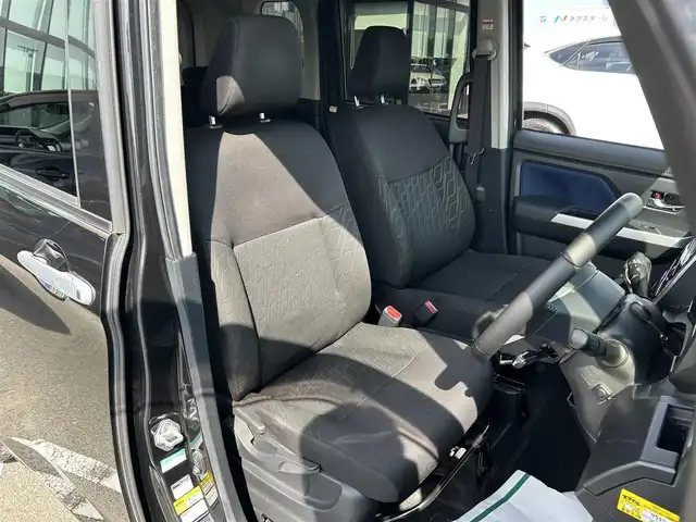 トヨタ タンク カスタムG－T 和歌山県 2019(令1)年 8.1万km ブラックマイカメタリック 純正ナビ/フルセグTV/バックカメラ/両側パワースライドドア/プリクラッシュセーフティー/クルーズコントロール/クリアランスソナー/純正１５インチアルミホイール/純正フロアマット/LEDヘッドライト/オートライト/オートマチックハイビーム