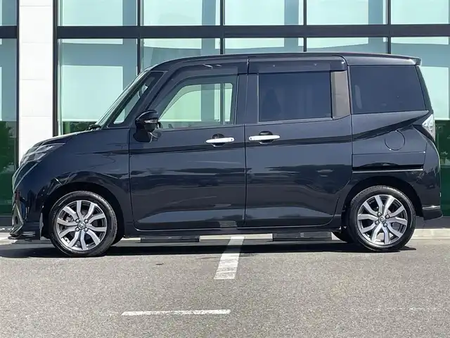 トヨタ タンク カスタムG－T 和歌山県 2019(令1)年 8.1万km ブラックマイカメタリック 純正ナビ/フルセグTV/バックカメラ/両側パワースライドドア/プリクラッシュセーフティー/クルーズコントロール/クリアランスソナー/純正１５インチアルミホイール/純正フロアマット/LEDヘッドライト/オートライト/オートマチックハイビーム