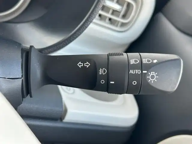 ダイハツ ムーヴ キャンバス ストライプス G ターボ 茨城県 2022(令4)年 2.5万km シャイニングホワイトパール/サンドベージュメタリック 純正ナビ/(AM/FM/CD/DVD/Bluetooth)/フルセグ/純正前方ドライブレコーダー/ETC/クルーズコントロール/両側パワースライドドア/前席シートヒーター/衝突軽減ブレーキ/横滑り防止措置/アイドリングストップ/コーナーセンサー/純正ドアバイザー/純正フロアマット/フォグランプ/プッシュスタート/スマートキー