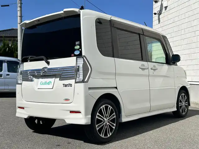 ダイハツ タント カスタム RS トップED SA Ⅲ 山形県 2017(平29)年 9万km パールホワイトⅢ 禁煙車/ターボエンジン/社外SDナビ/・フルセグTV/AM/FM/DVD/Bluetooth/アイドリングストップ/衝突被害軽減ブレーキ/車線逸脱警報/横滑り防止装置/盗難防止装置/LEDヘッドライト/オートライト/オートハイビーム/フロントフォグランプ/両側パワースライドドア/ハーフレザーシート/シートヒーター（D席）/バックカメラ/純正フロアマット/純正ドアバイザー/ETC