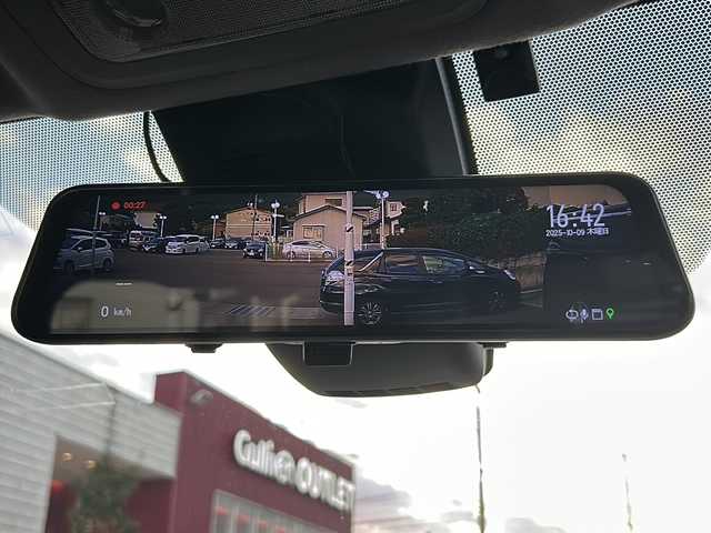 トヨタ ヴォクシー V 福島県 2016(平28)年 7.5万km ブラック 4WD 純正ナビ フルセグTV　Bluetooth　両側パワースライドドア　クルーズコントロール　プリクラッシュセーフティー　レーンキープ　ミラー型ドラレコ　ETC オートハイビーム　フォグランプ　スマートキー