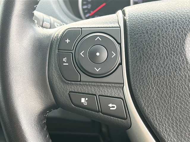 トヨタ ヴォクシー V 福島県 2016(平28)年 7.5万km ブラック 4WD 純正ナビ フルセグTV　Bluetooth　両側パワースライドドア　クルーズコントロール　プリクラッシュセーフティー　レーンキープ　ミラー型ドラレコ　ETC オートハイビーム　フォグランプ　スマートキー
