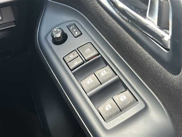 トヨタ ヴォクシー V 福島県 2016(平28)年 7.5万km ブラック 4WD 純正ナビ フルセグTV　Bluetooth　両側パワースライドドア　クルーズコントロール　プリクラッシュセーフティー　レーンキープ　ミラー型ドラレコ　ETC オートハイビーム　フォグランプ　スマートキー