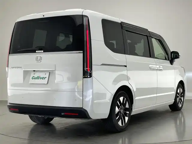ホンダ ステップワゴン エアー 愛知県 2023(令5)年 4.1万km プラチナホワイトパール 純正１１．４型ナビ　禁煙　前後ドラレコ　バックカメラ　Ｂｌｕｅｔｏｏｔｈ　フルセグ　ＤＶＤ　ホンダセンシング　衝突軽減　追従クルコン　ＬＥＤライト　オートハイビーム　両側パワスラ　フォグ　ターボ搭載車