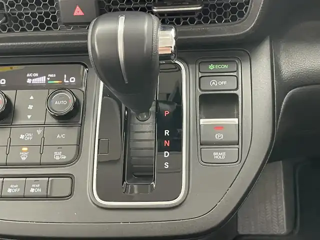 ホンダ ステップワゴン エアー 愛知県 2023(令5)年 4.1万km プラチナホワイトパール 純正１１．４型ナビ　禁煙　前後ドラレコ　バックカメラ　Ｂｌｕｅｔｏｏｔｈ　フルセグ　ＤＶＤ　ホンダセンシング　衝突軽減　追従クルコン　ＬＥＤライト　オートハイビーム　両側パワスラ　フォグ　ターボ搭載車